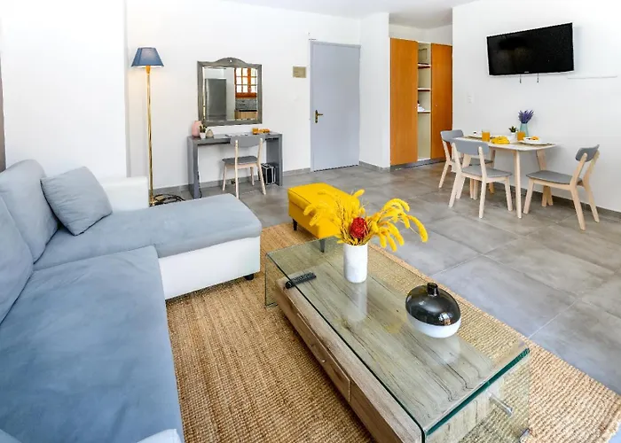 Infinity Apartment *